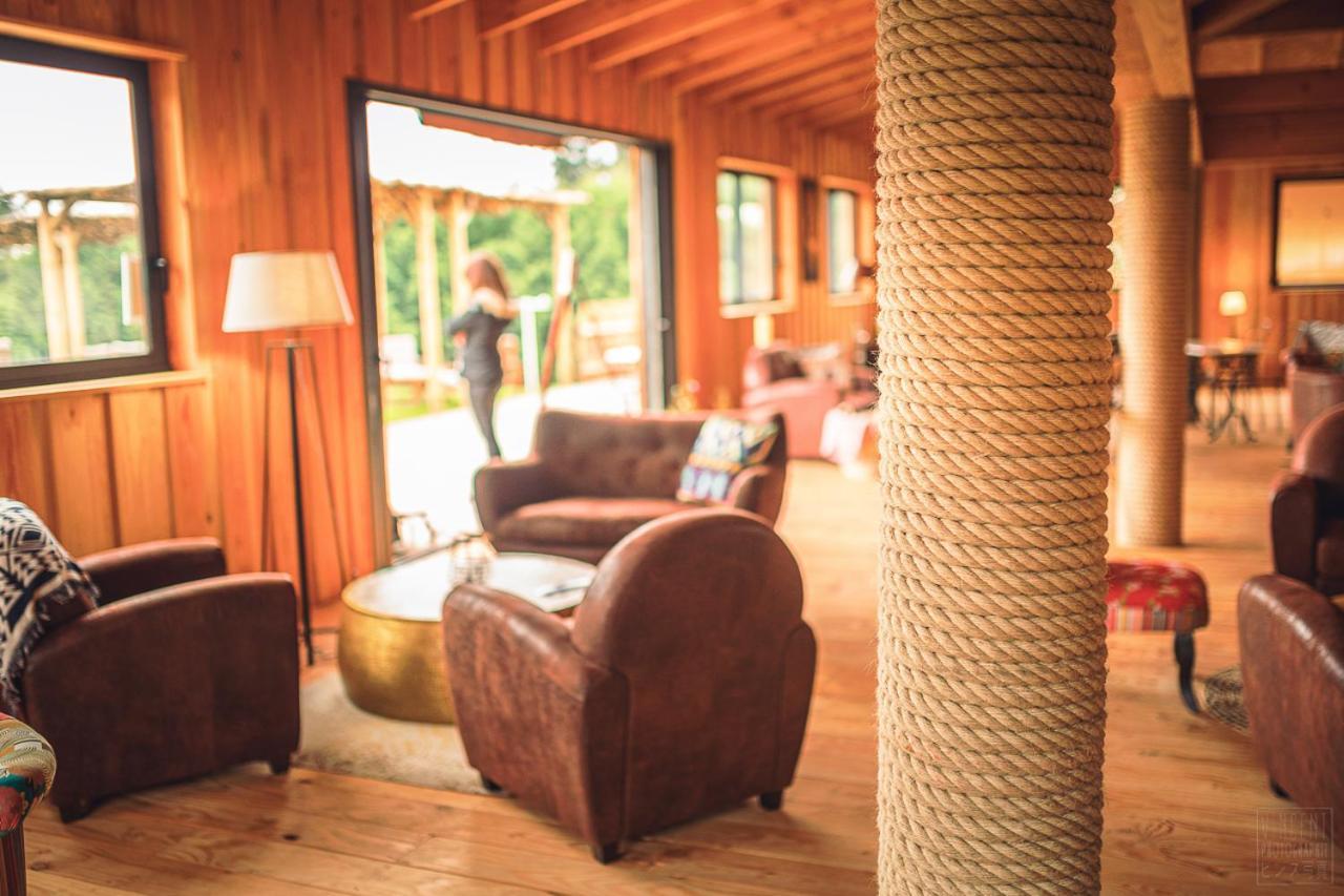 Domaine De La Vitarelle Glamping Villaniere Kültér fotó