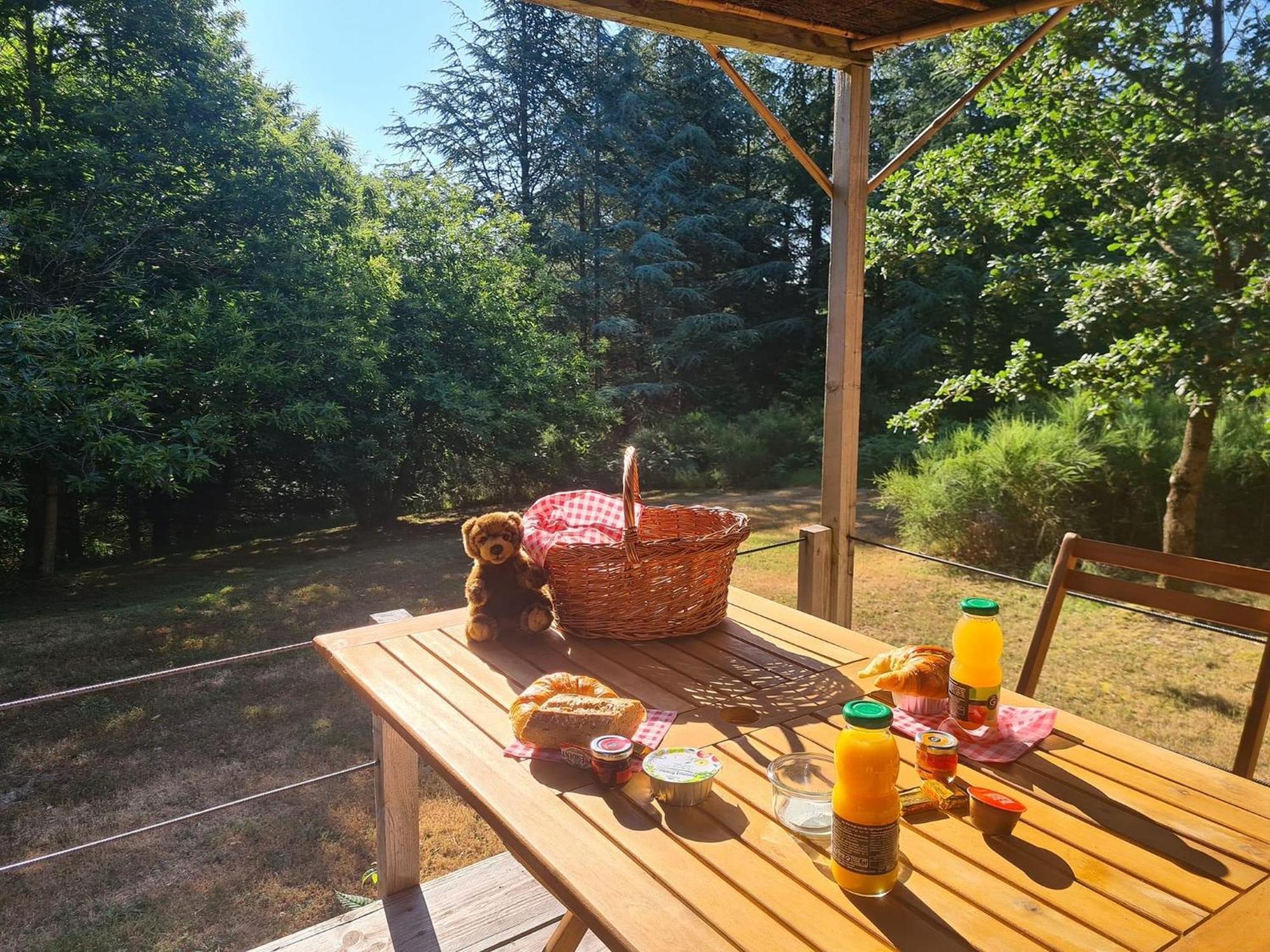 Domaine De La Vitarelle Glamping Villaniere Kültér fotó