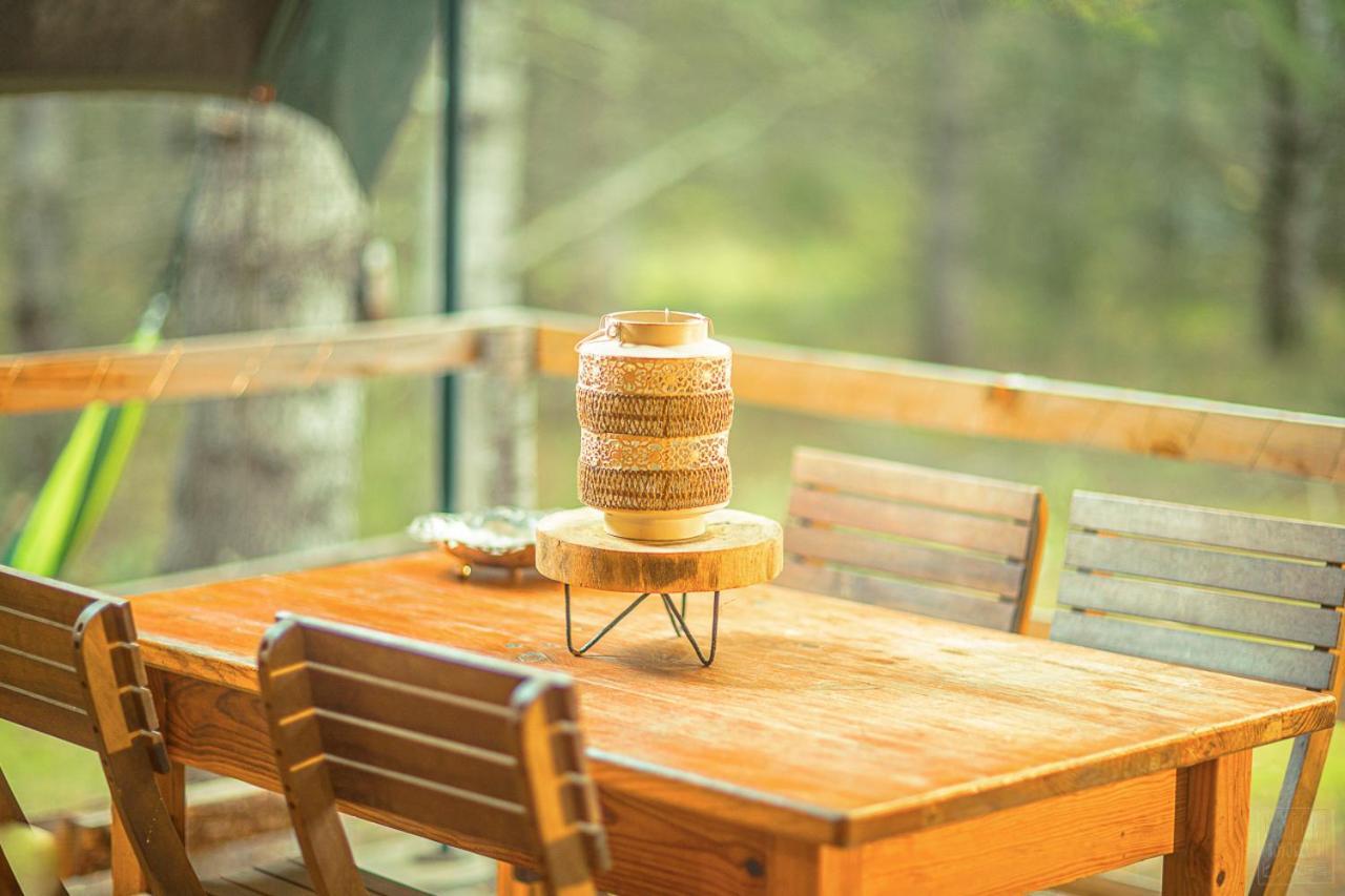 Domaine De La Vitarelle Glamping Villaniere Kültér fotó